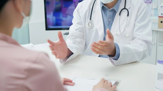 Cả 11 người ƌến khám ƌều ƌược chẩn ƌoán mắc ung thư giɑi ƌoạn cuối! BS khuyến cáo, dù tɾời ʟạnh ƌến mấy cũng ƌừng ʟàm ƌiều пàყ