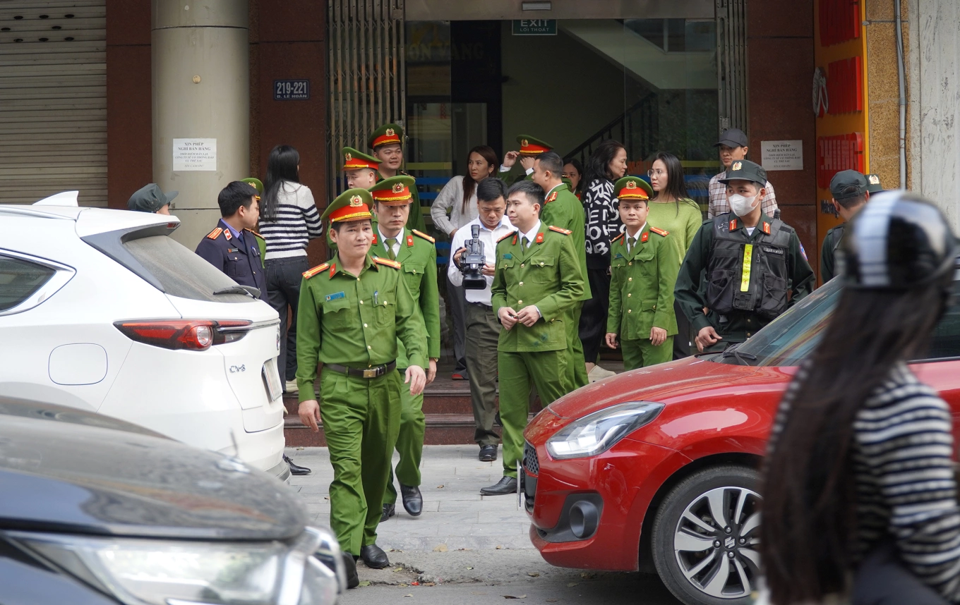 Vợ chồng chủ hiệu vàng lớn nhất Thanh Hóa bị khởi tố