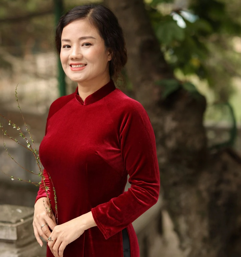 Thương tiếc nữ nhà báo trong vụ xe đi thiện nguyện bị lật ở Lào Cai