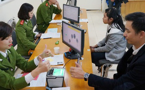 Chỉ hơn 1 tuần nữa, loạt mức phạt mới liên quan đến CCCD chính thức được áp dụng, cao nhất lên đến 10 triệu đồng