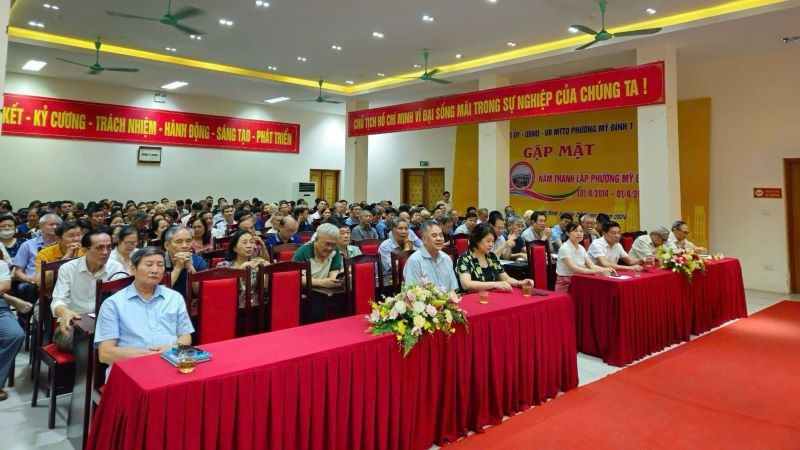 Bãi nhiệm Trưởng thôn, Tổ trưởng tổ dân phố năm 2025: Quy trình cụ thể gồm những bước nào?