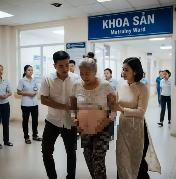 2 con vội vã đưa mẹ 60t vào viện, bà ôm bụng to như có bầu và sự thật phía sau
