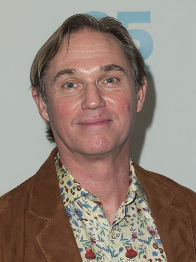 Richard Thomas is delighted that The Waltons is being remade after 50 years.